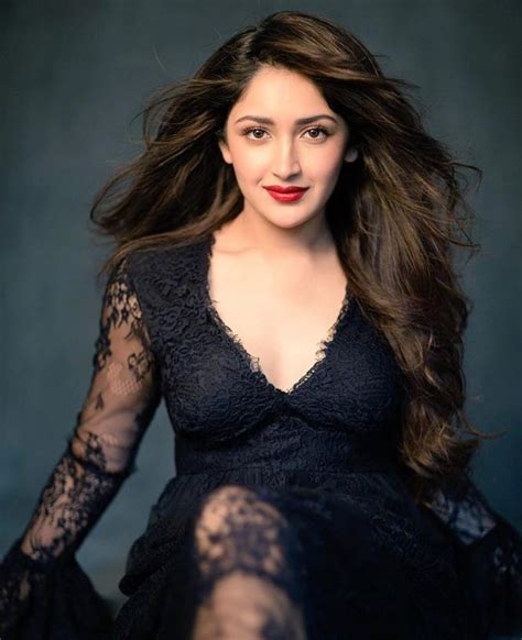 sayesha saigal|sayyesha saigal wikipedia.